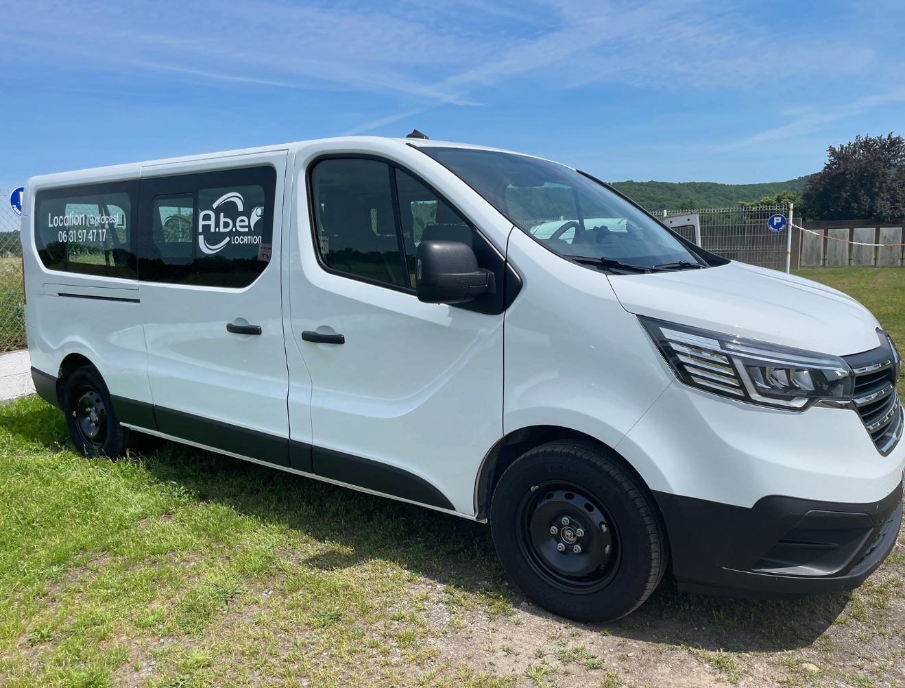 Van 9 places